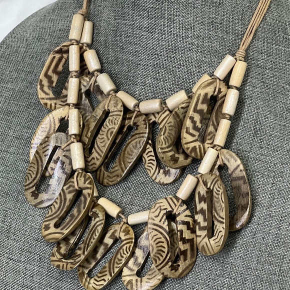 Layered Set of Two Vintage Necklaces, Multi Strand Beaded, Wooden 16” Inches - Picture 3 of 9